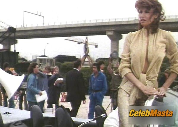 Raquel Welch Photo Gallery from Stuntwoman photo 6