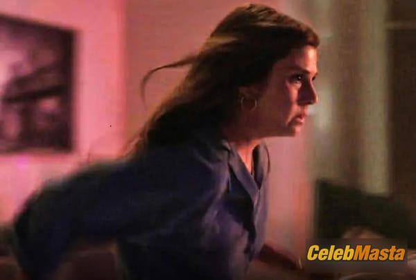 Marisa Tomei Photos from Spider-man No Way Home photo 9