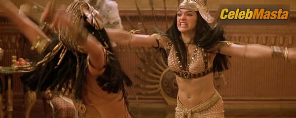 Rachel Weisz Photo Set from The Mummy Returns photo 7