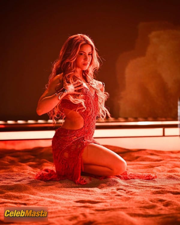 Shakira Photo Collection from The Tonight Show Starring Jimmy Fallon photo 7