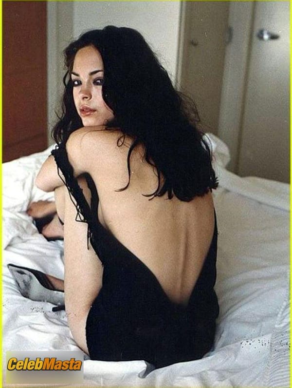 Kristin Kreuk Pics: Photos Collection photo 26