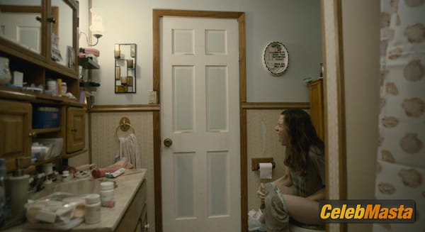 Kristen Wiig Photos from Girl Most Likely photo 1