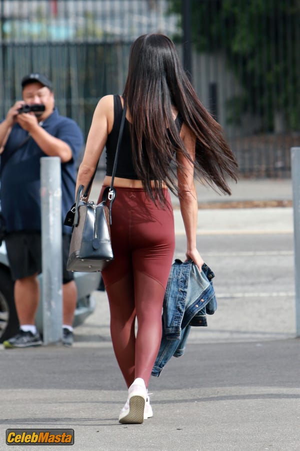 Nikki Bella Gallery: Nip Slip During A Live Episode Of Wwe Rew photo 46