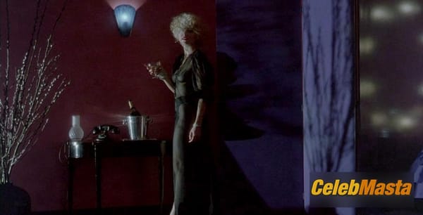Madonna Photo Gallery from Dick Tracy photo 5