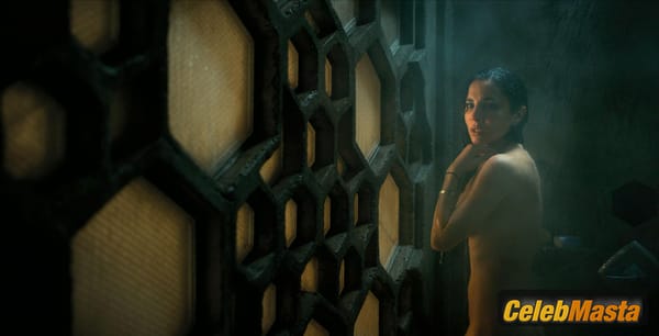 Martha Higareda Photo Gallery from Follow photo 74