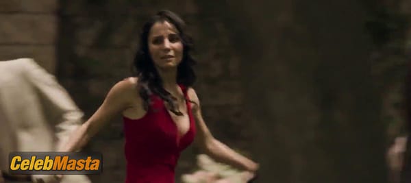 Martha Higareda Photo Gallery from Follow photo 76