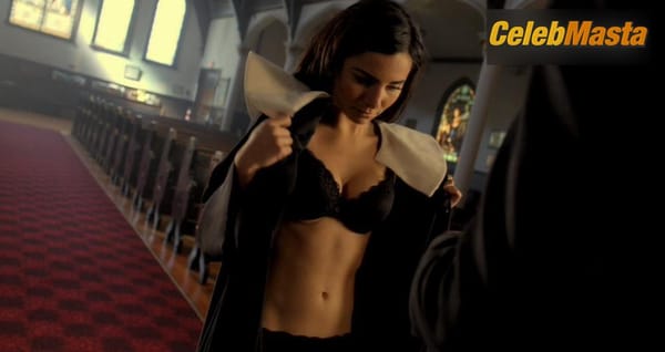Martha Higareda Photo Gallery from Follow photo 93