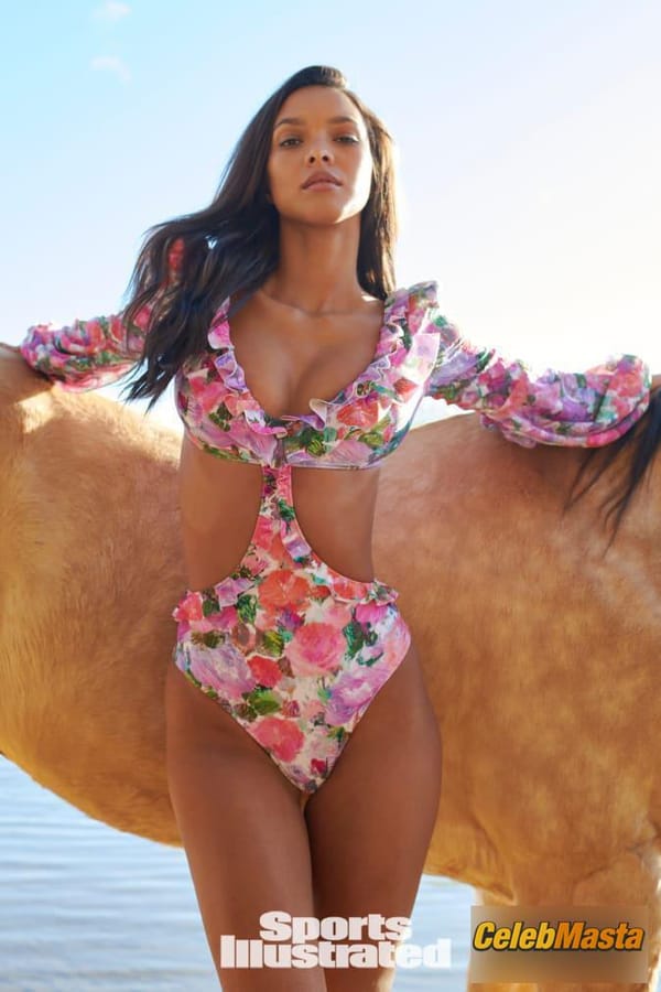 Lais Ribeiro Photos from Sports Illustrated Swimsuit 2021 photo 39