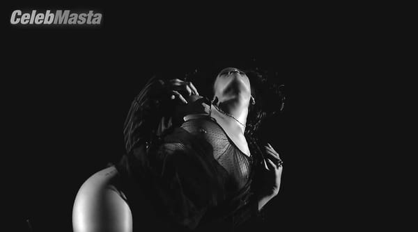 Rihanna Photos from Kiss It Better photo 4