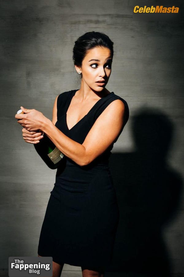 Photo Gallery: Melissa Fumero Hot Photos Collection photo 3