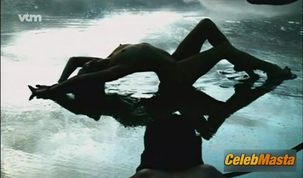 Rosie Huntington-Whiteley Photo Collection from Pirelli Calendar 2010 (the Making Of) photo 14