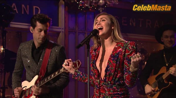 Photo Gallery: Miley Cyrus in Saturday Night Live photo 5