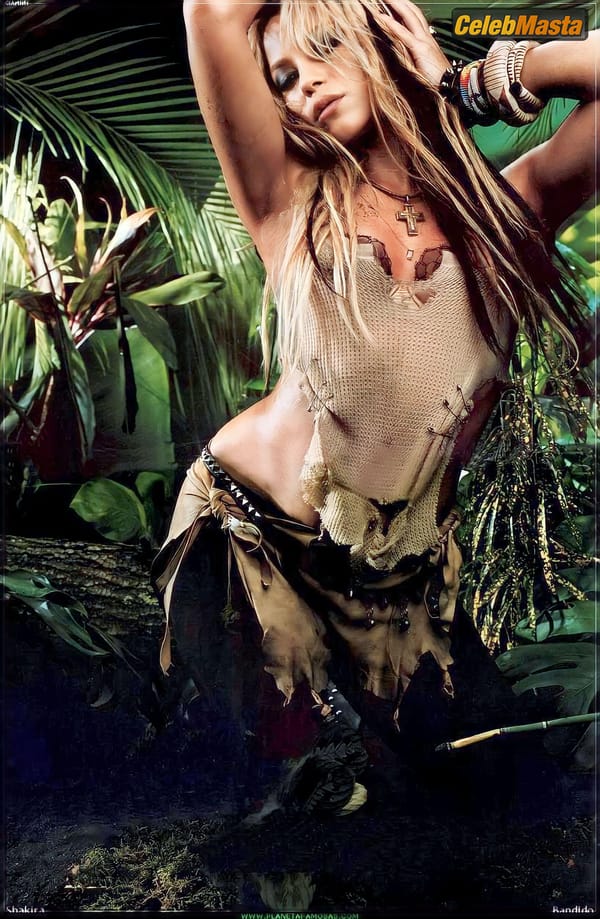 Shakira Photo Collection from Maxim Photoshoot photo 7