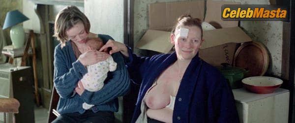 Photo Gallery: Tilda Swinton in The War Zone photo 11
