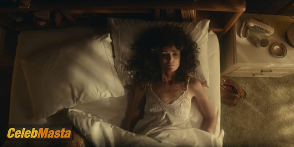 Rose Byrne Photo Collection from Seriously Red photo 21