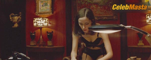 Rose Byrne Photo Collection from Seriously Red photo 102