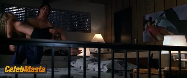 Tara Reid Scene Photos Gallery from Body Shots photo 10