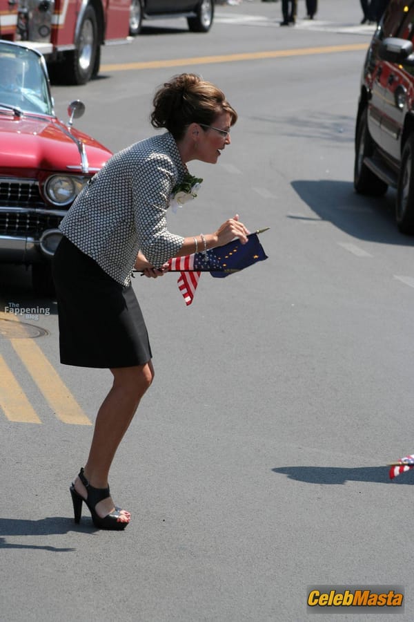 Photo Gallery: Sarah Palin Hot Photos Collection photo 13