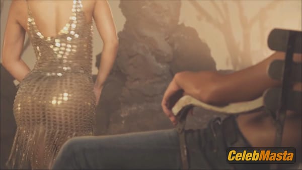 Shakira Photos from Gypsy photo 30