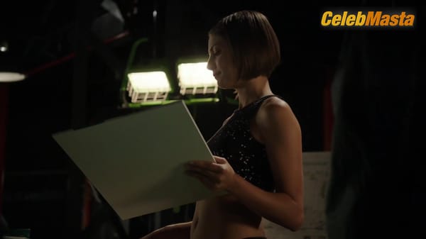 Willa Holland Photo Collection from Arrow photo 4