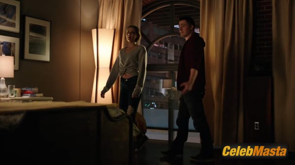 Willa Holland Photo Collection from Arrow photo 15