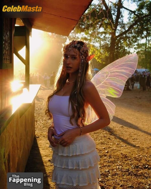 Sophia Diamond Photo Gallery: Sizzling Photos Showing Off Her Fit Figure And Hot photo 26