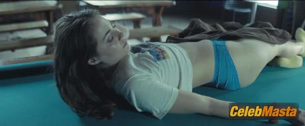 Willa Holland Scene Photos Gallery from The Dirty South photo 3