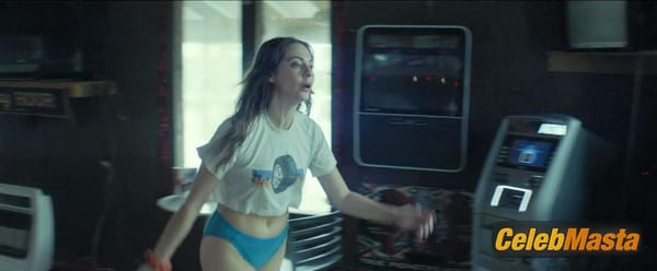 Willa Holland Scene Photos Gallery from The Dirty South photo 4