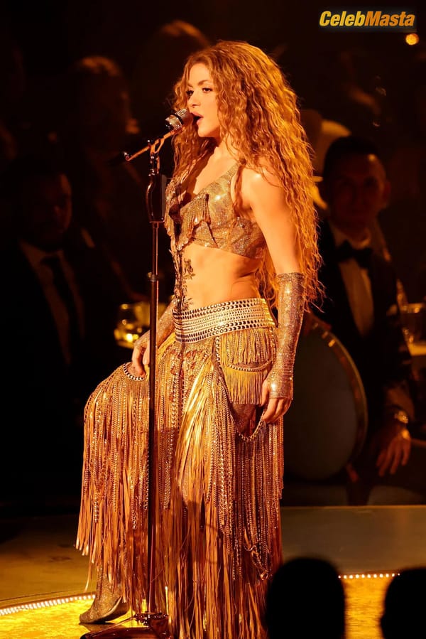 Shakira Scene Photos Gallery from Tropicoqueta photo 83