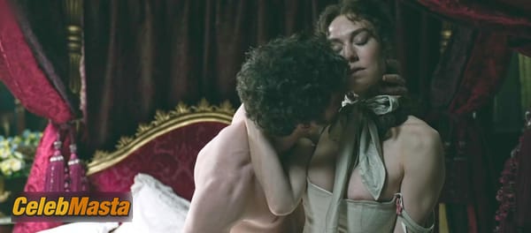 Vanessa Kirby Topless Photo Set from Napoleon photo 10