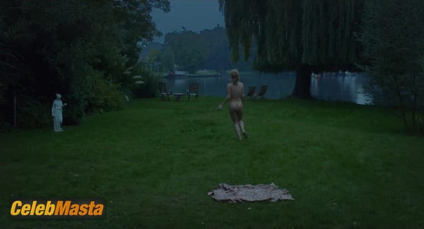 Vanessa Kirby Bare Photoshoot Gallery from Queen And Country photo 7