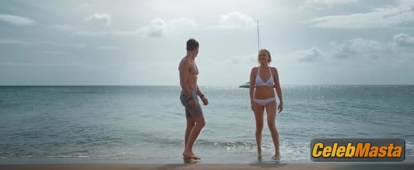 Photo Gallery: Malin Akerman in A Week In Paradise photo 8