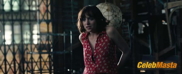 Dakota Johnson Gallery from How To Be Single photo 2