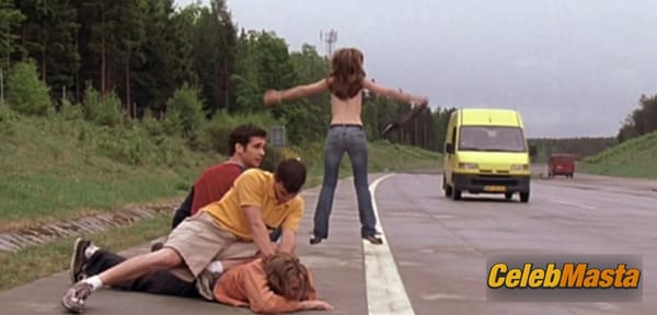 Michelle Trachtenberg Photo Gallery from Eurotrip photo 15
