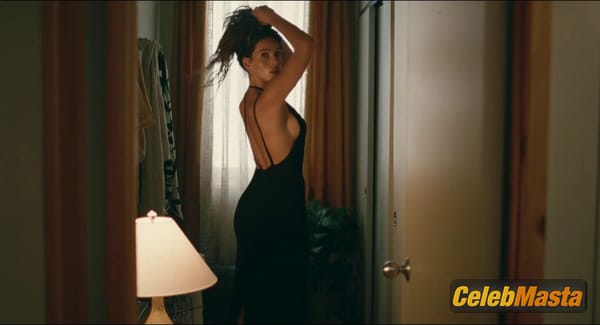 Adria Arjona Scene Photos Gallery from Splitsville photo 15