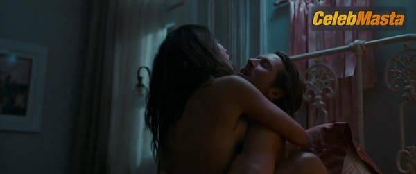 Adria Arjona Photo Gallery from Hit Man photo 3