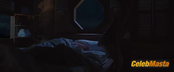 Photo Gallery: Alicia Silverstone in The Requin photo 4