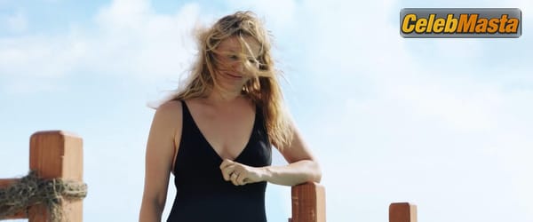 Photo Gallery: Alicia Silverstone in The Requin photo 7