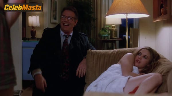 Alicia Silverstone Photo Set from The Babysitter photo 9