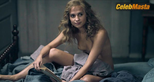 Alicia Vikander Photos from The Danish Girl photo 3