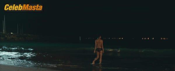Alicia Vikander Scene Photos Gallery from Son Of A Gun photo 7