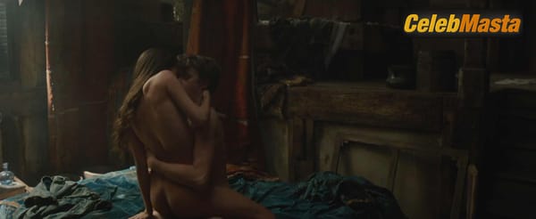 Photo Gallery: Alicia Vikander in Tulip Fever photo 23