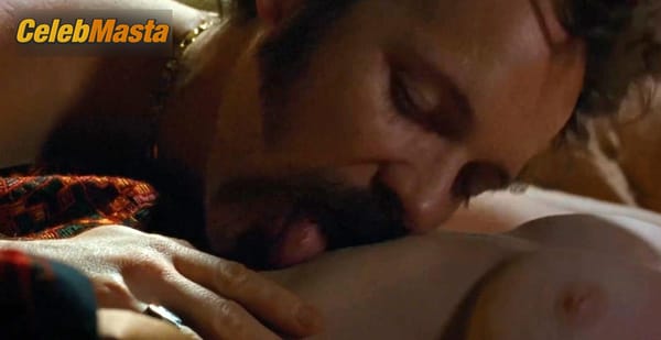 Amanda Seyfried Photo Gallery from Lovelace photo 9