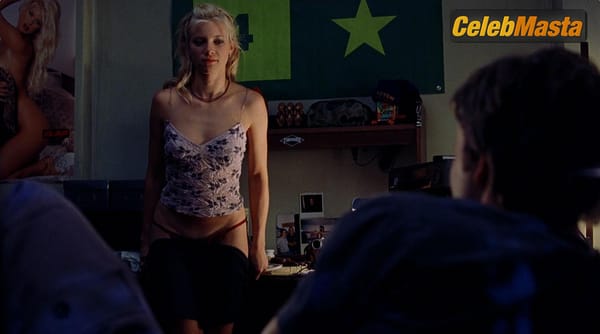 Amy Smart Photo Gallery from Road Trip photo 13