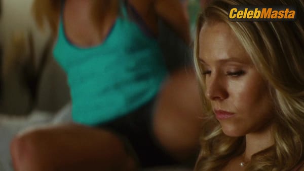 Anna Paquin Scene Photos Gallery from Scream 4 photo 13