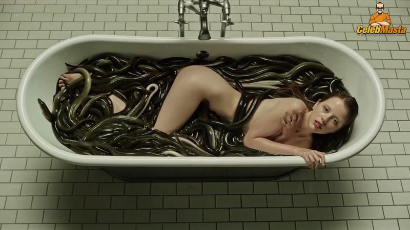 Mia Goth Sexy Photo Set photo 4
