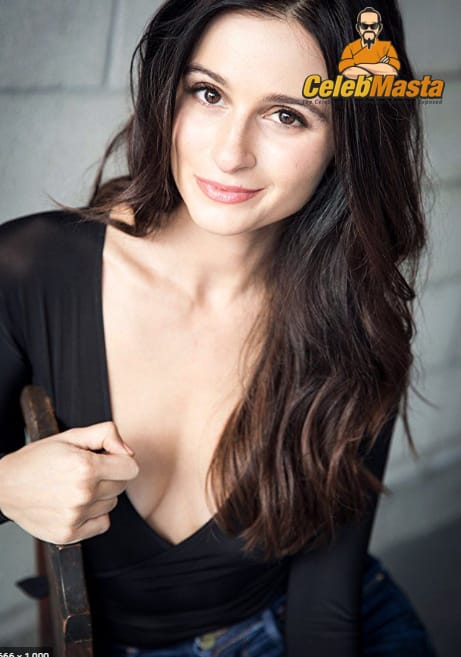 Melanie Papalia Photo Gallery photo 2