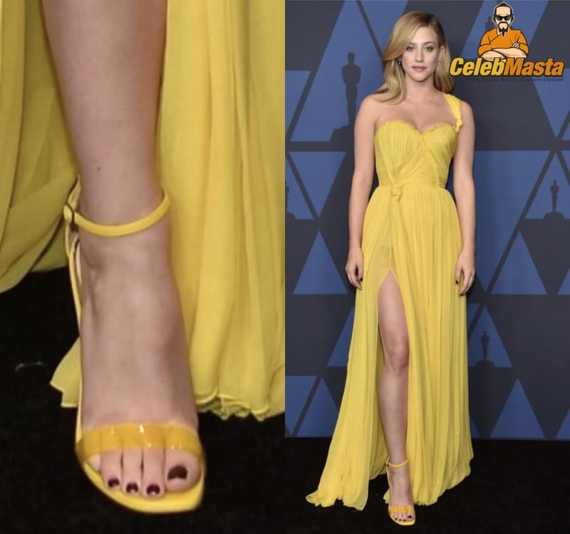 Lili Reinhart Photo Collection photo 4