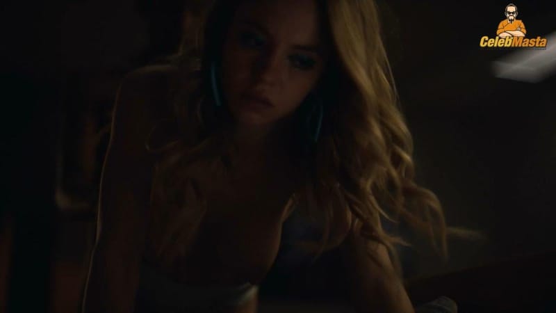 Sydney Sweeney Photo Set photo 2