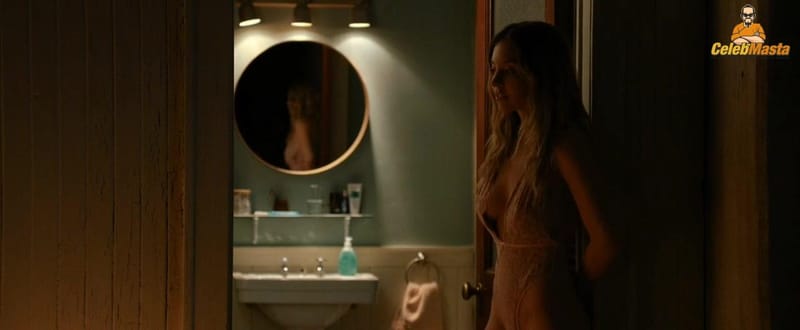 Sydney Sweeney Bare Photoshoot Gallery photo 3